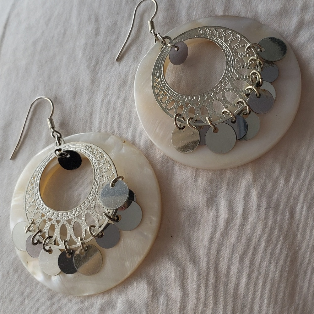 shell dangle earings